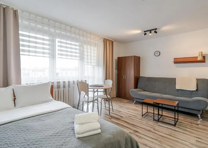 Urban Harmony By Bookinghost